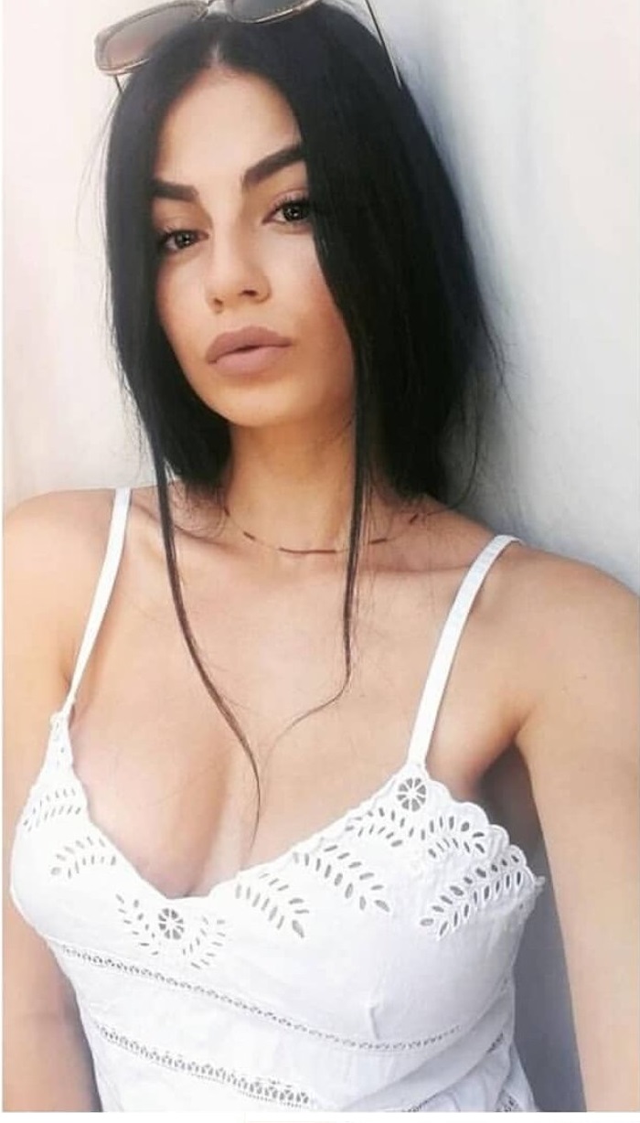 Karşıyaka Escort Bayan Sevilay